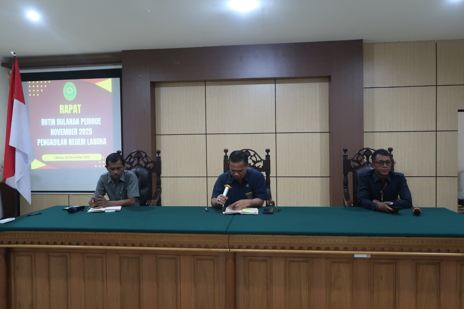 Pengadilan Negeri Labuha Gelar Rapat Rutin Bulanan Periode November 2025