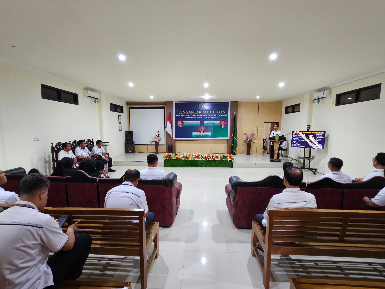 Pengadilan Negeri Labuha Gelar Acara Pengantar Alih Tugas Panitera, Panitera Muda Pidana, dan Panitera Pengganti