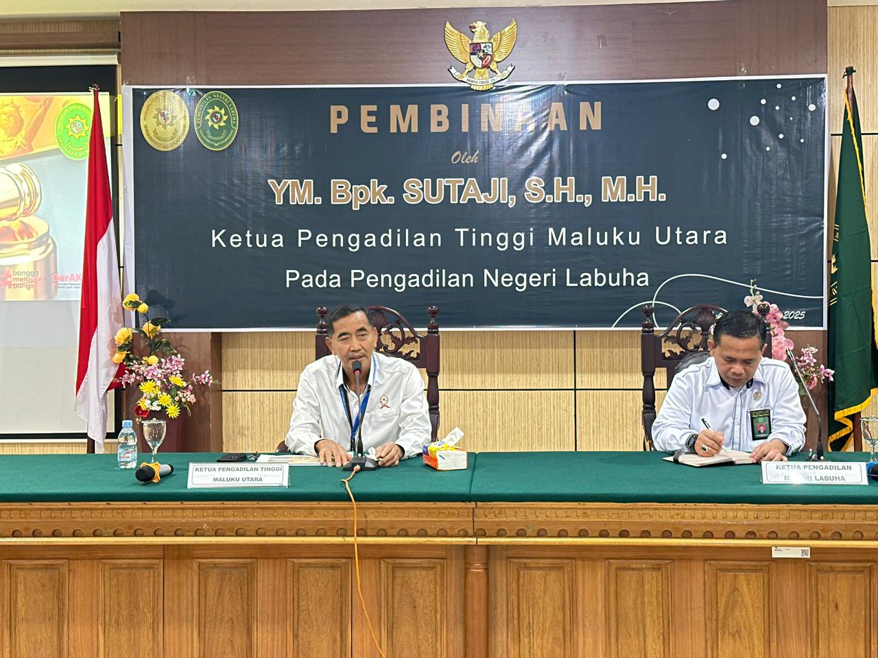 Ketua Pengadilan Tinggi Maluku Utara Lakukan Pembinaan Di Pengadilan Negeri Labuha